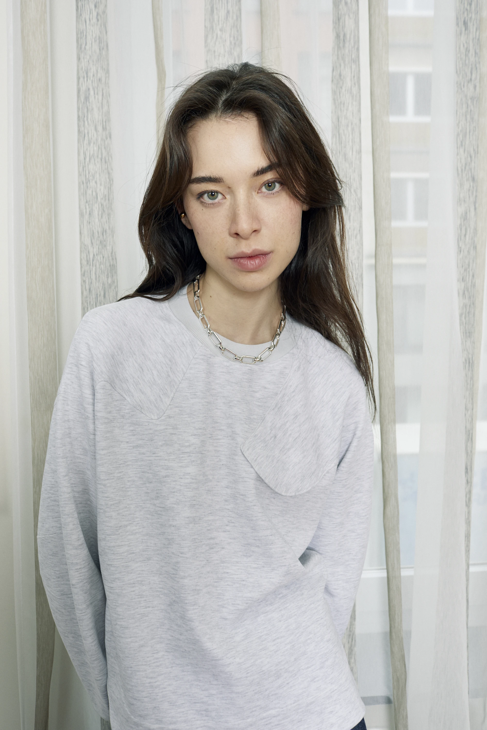 BE THE 5TH SEASON（员茜） Lookbook 第04号造型